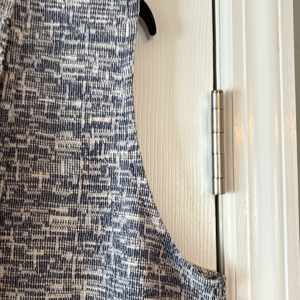 VAN HEUSEN VEST-Blue/White Texture in Size XL - Picture 6 of 7